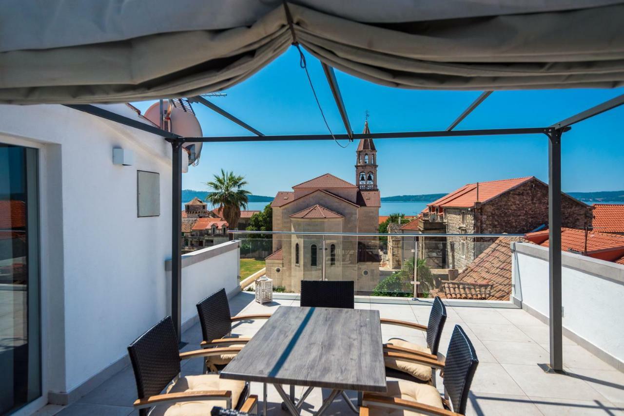 Apartments Villa Castello Kaštela Exteriör bild